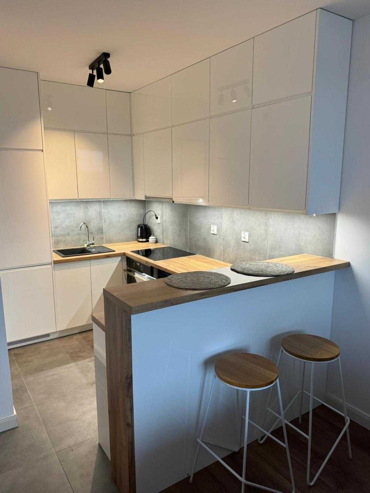Sky Tower Self Check In 1 Bedroom Apartment Ряшів Екстер'єр фото